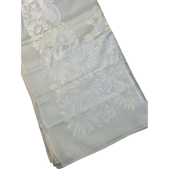 Candlelight Damask Tablecloth (54" x 54") and 4Napkins (14 x 14) Dresden Blue - Picture 7 of 10